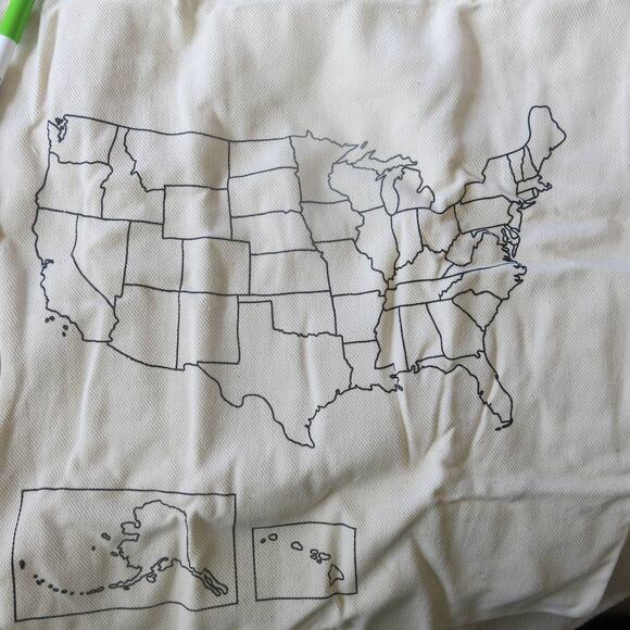 TROUVAILLE *NEW* USA Color Yourself Tote Bag with Pen Travel Family Fun Game - Picture 3 of 13